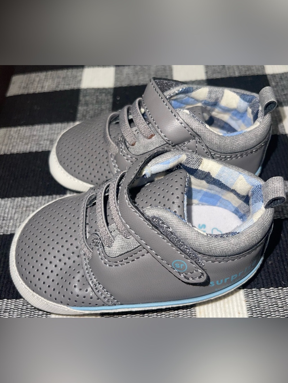 Stride Rite Small 6-12 Months crib shoe Ben Velcro Gray Blue